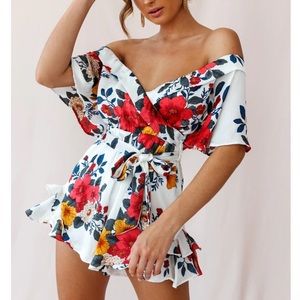 [selfie leslie] ambrosia off-shoulder floral romper